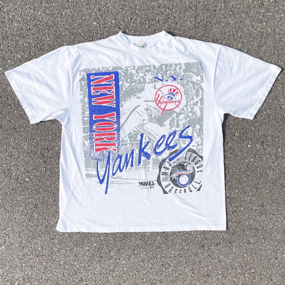 Vtg 1991 New York Yankees MLB Waves Tee L Single Stitch Made in Canada